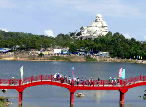 Turismo religioso en An Giang capta gran atención ảnh 2 Turismo religioso en An Giang capta gran atención ảnh 2