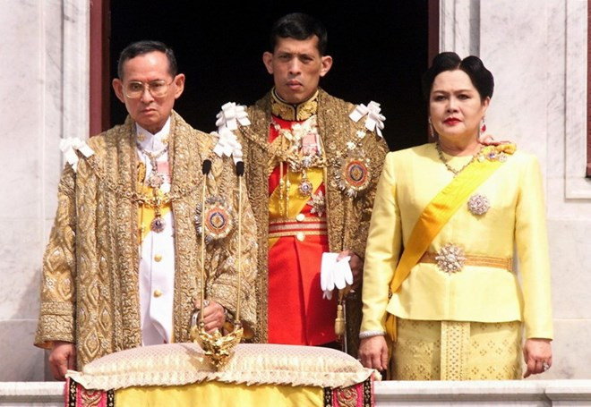 Príncipe tailandés Maha Vajiralongkorn heredará trono de difunto rey ảnh 1 Príncipe tailandés Maha Vajiralongkorn heredará trono de difunto rey ảnh 1