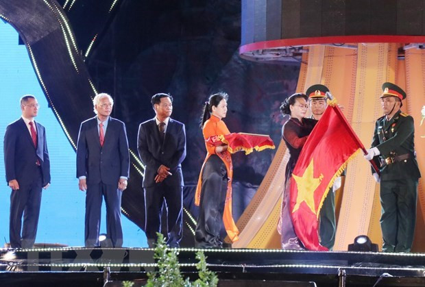 Presidenta parlamentaria de Vietnam participa en aniversario del restablecimiento de Phu Yen ảnh 1 Presidenta parlamentaria de Vietnam participa en aniversario del restablecimiento de Phu Yen ảnh 1