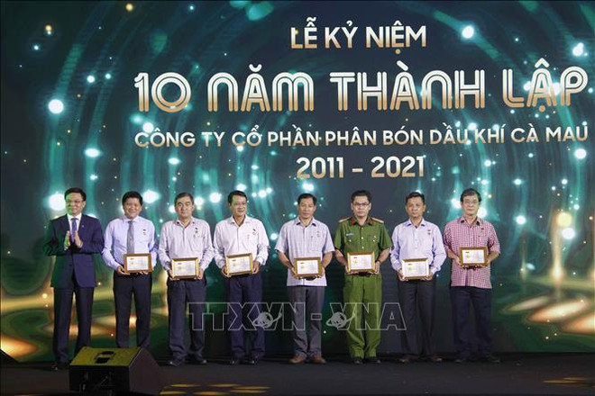Desarrollan complejo de Ca Mau en centro de industria de petróleo y gas de Vietnam ảnh 2 Desarrollan complejo de Ca Mau en centro de industria de petróleo y gas de Vietnam ảnh 2