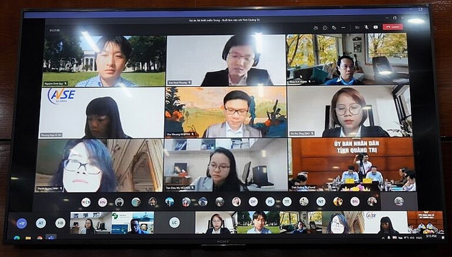 Debaten en Vietnam la reconstrucción de región central después de desastres naturales ảnh 1 Debaten en Vietnam la reconstrucción de región central después de desastres naturales ảnh 1