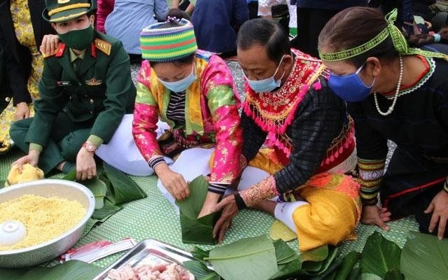 Celebrarán en aldea de cultura de etnias de Vietnam programa para personas pobres ảnh 1 Celebrarán en aldea de cultura de etnias de Vietnam programa para personas pobres ảnh 1