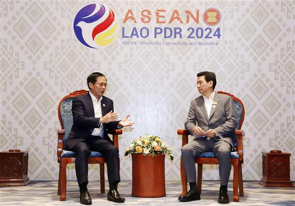 Vietnam fomenta nexos diplomáticos con Tailandia y Malasia ảnh 1 Vietnam fomenta nexos diplomáticos con Tailandia y Malasia ảnh 1
