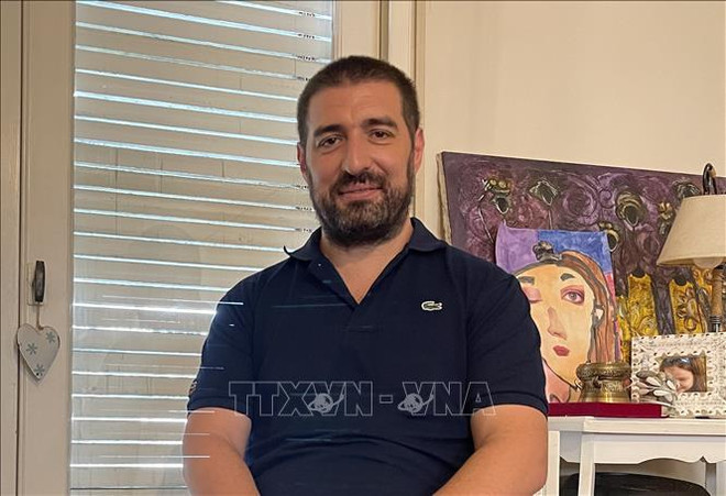 Académico argentino destaca liderazgo del Partido Comunista de Vietnam ảnh 1 Académico argentino destaca liderazgo del Partido Comunista de Vietnam ảnh 1