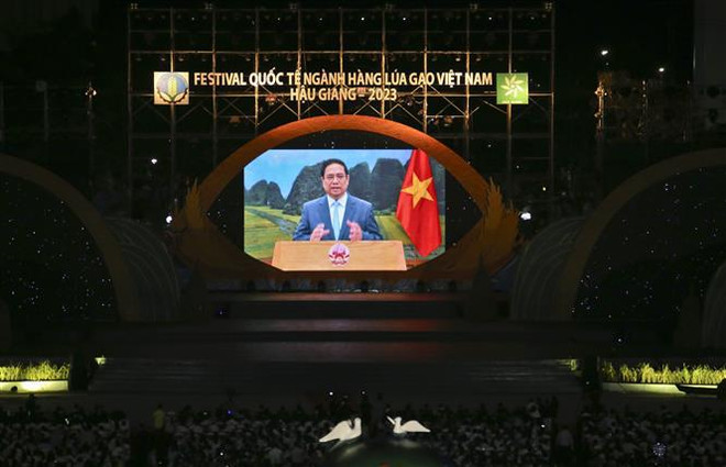 Inauguran Festival internacional del sector de arroz Vietnam - Hau Giang 2023 ảnh 2 Inauguran Festival internacional del sector de arroz Vietnam - Hau Giang 2023 ảnh 2