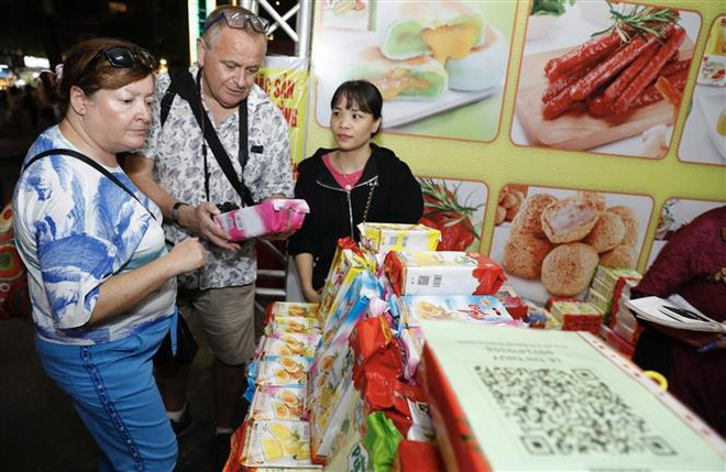 En Hanoi el programa Orgulloso de Productos Vietnamitas 2023 ảnh 1 En Hanoi el programa Orgulloso de Productos Vietnamitas 2023 ảnh 1