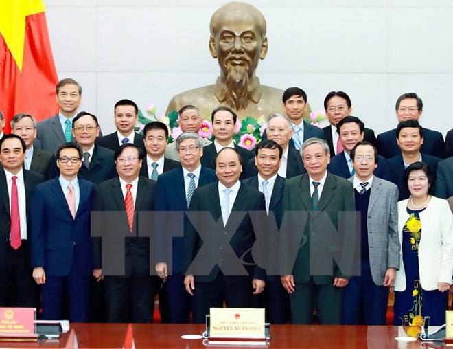 Premier vietnamita aboga por participación de intelectuales en labores legislativas ảnh 1 Premier vietnamita aboga por participación de intelectuales en labores legislativas ảnh 1