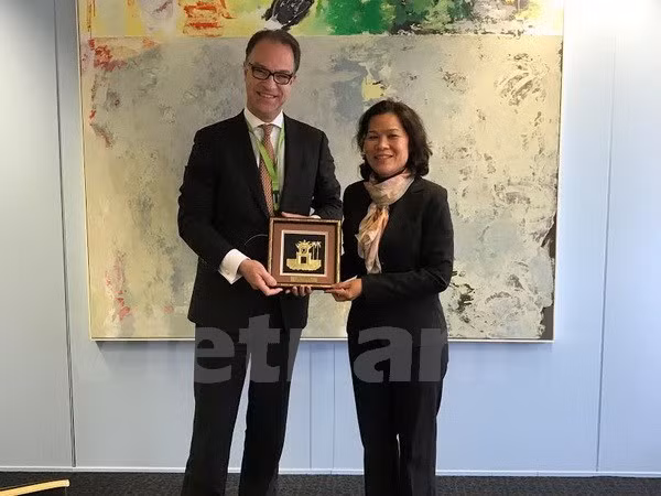 Vietnam y Países Bajos impulsan relaciones multifacéticas ảnh 1