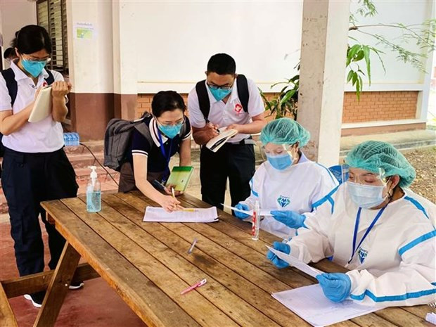 Vietnam apoya a provincia laosiana de Luang Prabang en lucha contra el COVID-19 ảnh 1 Vietnam apoya a provincia laosiana de Luang Prabang en lucha contra el COVID-19 ảnh 1