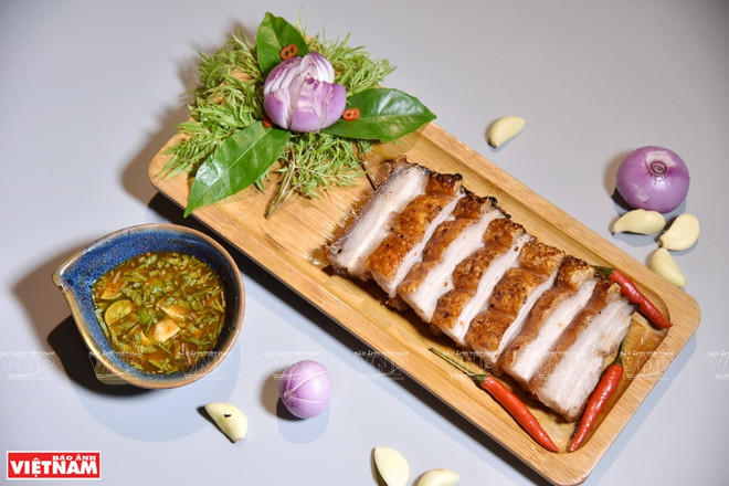 Carne de cerdo asada del antiguo pueblo de Duong Lam ảnh 4 Carne de cerdo asada del antiguo pueblo de Duong Lam ảnh 4