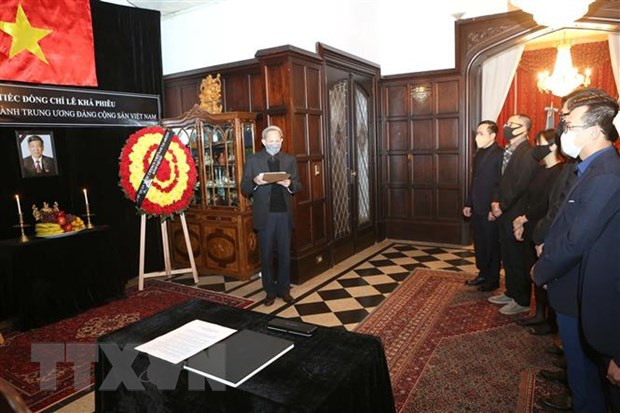 Rinden tributo a Le Kha Phieu en Argentina ảnh 1 Rinden tributo a Le Kha Phieu en Argentina ảnh 1