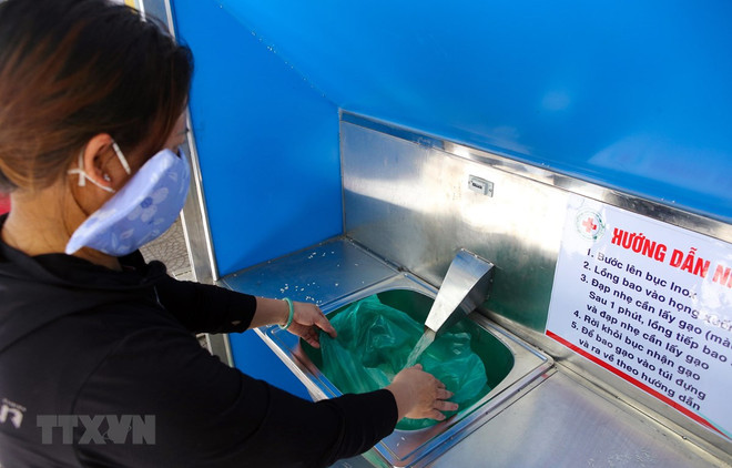 Instalan en Da Nang cajero automático de arroz con inteligencia artificial ảnh 1