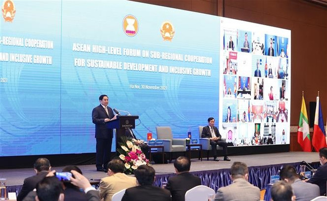 Promueven desarrollo de subregiones asociadas con construcción de comunidad de ASEAN ảnh 1 Promueven desarrollo de subregiones asociadas con construcción de comunidad de ASEAN ảnh 1