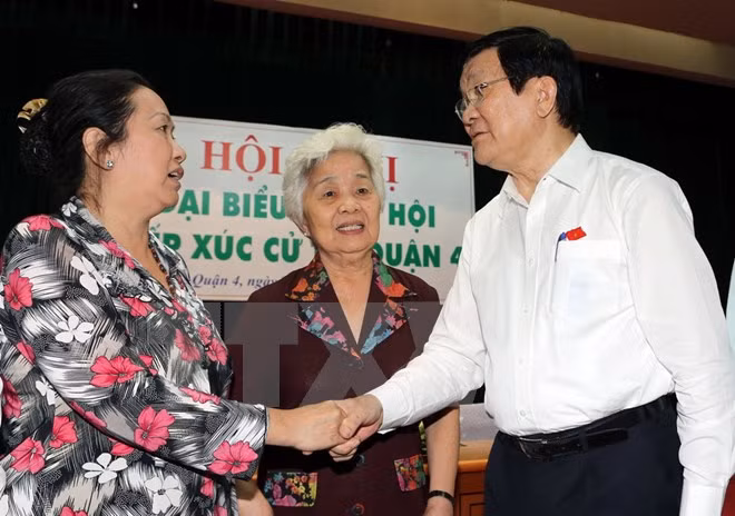 Presidente vietnamita sostiene contactos con electores ảnh 1