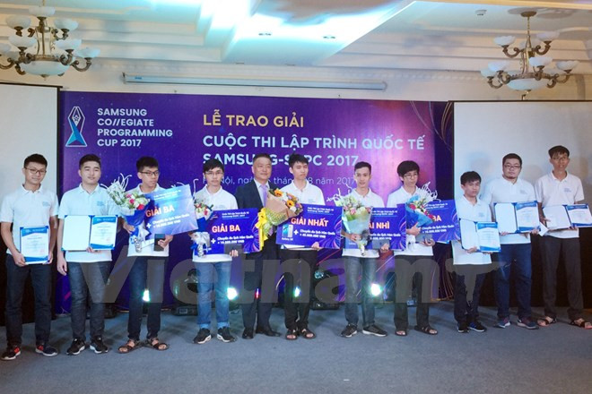 Estudiantes vietnamitas compiten en finales de concurso internacional de Tecnología en Sudcorea ảnh 1 Estudiantes vietnamitas compiten en finales de concurso internacional de Tecnología en Sudcorea ảnh 1