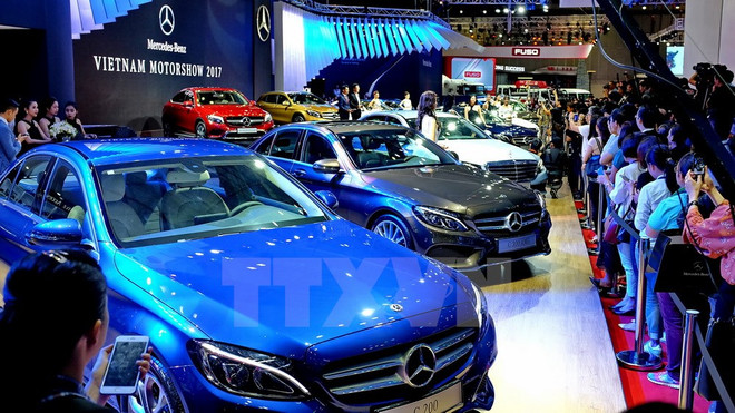 Ventas de Mercedes-Benz en Vietnam crecen 60 por ciento en primer semestre de 2017 ảnh 1 Ventas de Mercedes-Benz en Vietnam crecen 60 por ciento en primer semestre de 2017 ảnh 1