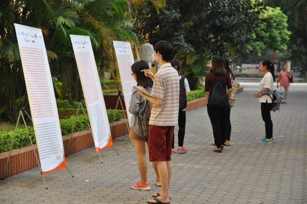 Crece arribo de turistas extranjeros a Vietnam ảnh 1