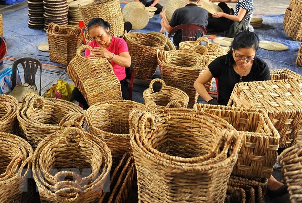 Presentan muestra de artesanías vietnamitas en Singapur ảnh 1 Presentan muestra de artesanías vietnamitas en Singapur ảnh 1