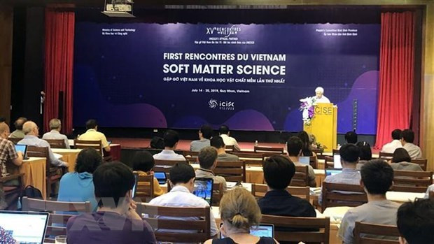 Efectúan por primera vez en Vietnam conferencia sobre materia blanda ảnh 1 Efectúan por primera vez en Vietnam conferencia sobre materia blanda ảnh 1