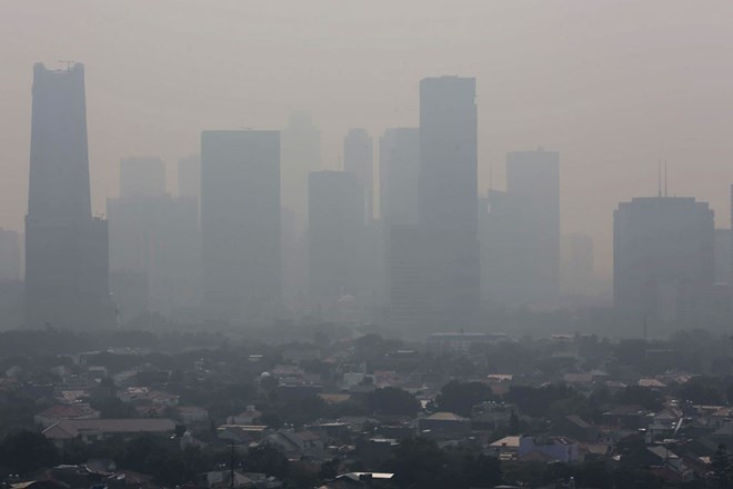 Proyectan en Indonesia reducir con lluvia artificial la contaminación atmosférica de la capital ảnh 1