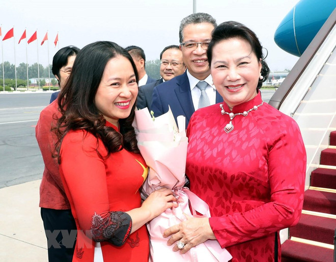 Llega presidenta del Parlamento vietnamita a Beijing ảnh 1 Llega presidenta del Parlamento vietnamita a Beijing ảnh 1
