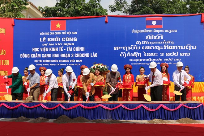 Asiste Vietnam a Laos en construcción de Academia de Economía y Finanzas ảnh 1 Asiste Vietnam a Laos en construcción de Academia de Economía y Finanzas ảnh 1