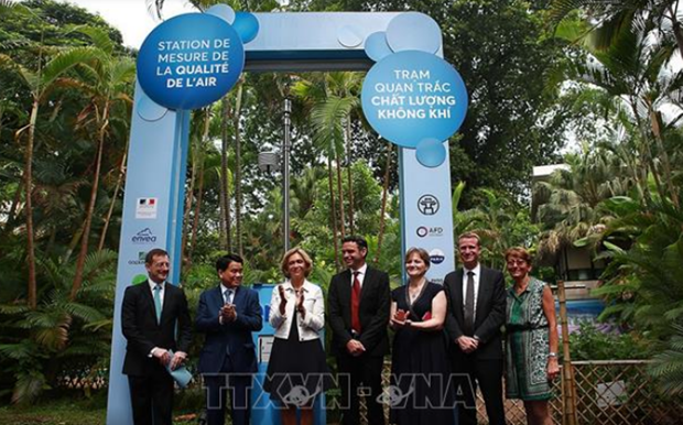 Inauguran en Hanoi estación de monitoreo de la calidad del aire con asistencia francesa ảnh 1 Inauguran en Hanoi estación de monitoreo de la calidad del aire con asistencia francesa ảnh 1