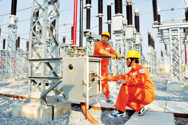 Conecta última comuna insular de Quang Ninh con red eléctrica nacional ảnh 1 Conecta última comuna insular de Quang Ninh con red eléctrica nacional ảnh 1