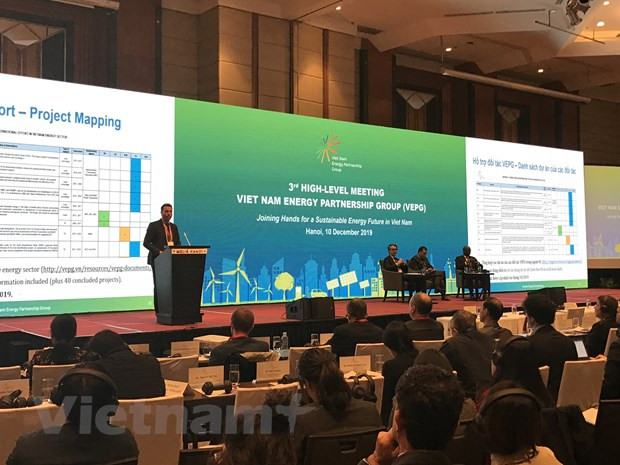 Realizan expertos recomendaciones para el desarrollo de la energía en Vietnam ảnh 1