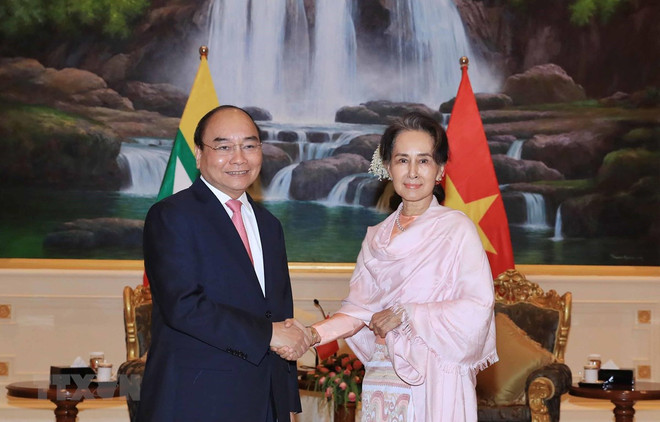 Dialogan primer ministro de Vietnam y asesora de Estado de Myanmar ảnh 1 Dialogan primer ministro de Vietnam y asesora de Estado de Myanmar ảnh 1
