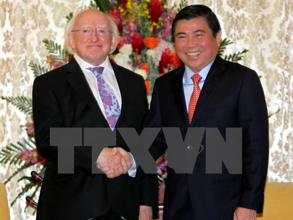Presidente de Irlanda visita Ciudad Ho Chi Minh ảnh 1 Presidente de Irlanda visita Ciudad Ho Chi Minh ảnh 1
