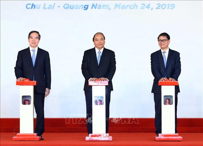 Participa premier vietnamita acto inicial de construcción de obras económicas en Quang Nam ảnh 1 Participa premier vietnamita acto inicial de construcción de obras económicas en Quang Nam ảnh 1