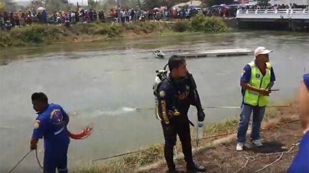 Mueren cinco vietnamitas en un accidente de autobús en Tailandia ảnh 1 Mueren cinco vietnamitas en un accidente de autobús en Tailandia ảnh 1