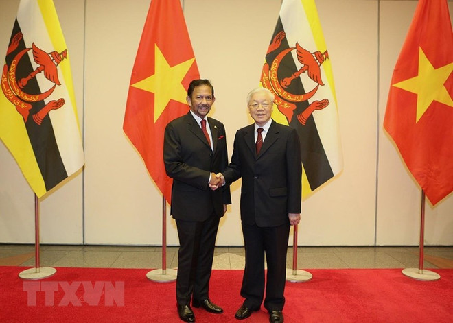 Máximo dirigente vietnamita ofrece banquete de bienvenida al sultán de Brunei ảnh 1 Máximo dirigente vietnamita ofrece banquete de bienvenida al sultán de Brunei ảnh 1