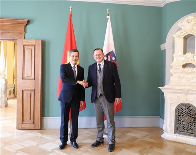 Vietnam impulsa nexos de cooperación con estado alemán de Turingia ảnh 1 Vietnam impulsa nexos de cooperación con estado alemán de Turingia ảnh 1