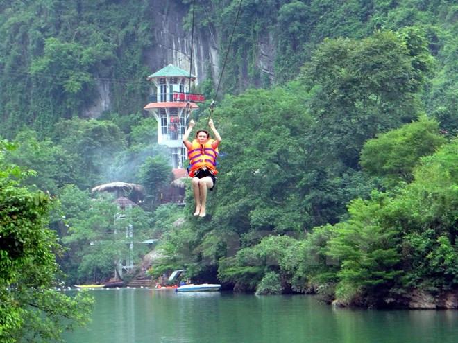 Quang Binh espera atraer más turistas mediante promoción de Phong Nha-Ke Bang ảnh 1 Quang Binh espera atraer más turistas mediante promoción de Phong Nha-Ke Bang ảnh 1