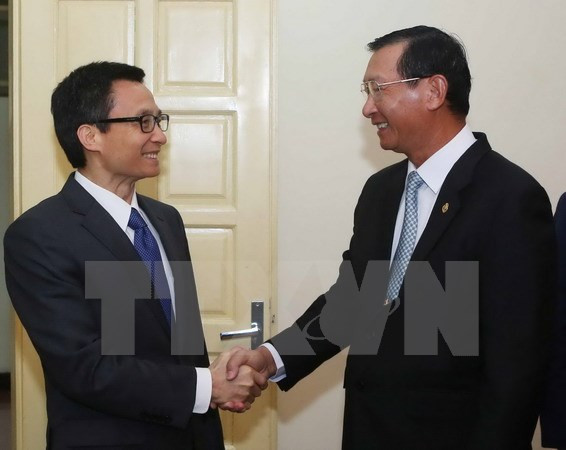 Vicepremier vietnamita recibe a ministro de Industria de Camboya ảnh 1 Vicepremier vietnamita recibe a ministro de Industria de Camboya ảnh 1