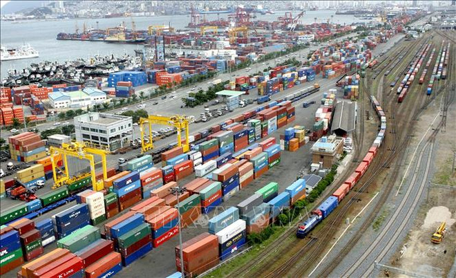 Comercio intrarregional: clave para el desarrollo sostenible de la ASEAN ảnh 1 Comercio intrarregional: clave para el desarrollo sostenible de la ASEAN ảnh 1