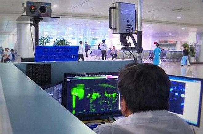 Singapur fabrica medidor automático de temperatura corporal para reducir recurso humano y costo ảnh 1