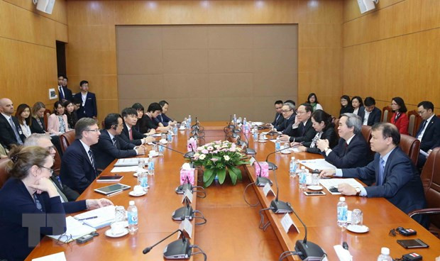 Dirigente partidista de Vietnam recibe a delegación del Consejo Empresarial Estados Unidos - ASEAN ảnh 1 Dirigente partidista de Vietnam recibe a delegación del Consejo Empresarial Estados Unidos - ASEAN ảnh 1
