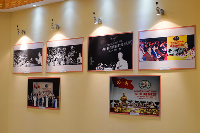 En Hanoi abierta exposición sobre Comité Partidista capitalino ảnh 1 En Hanoi abierta exposición sobre Comité Partidista capitalino ảnh 1
