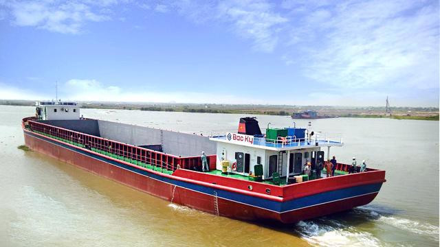 Rebajan más de 10 veces tarifas de transporte fluvial entre Vietnam y Camboya ảnh 1 Rebajan más de 10 veces tarifas de transporte fluvial entre Vietnam y Camboya ảnh 1