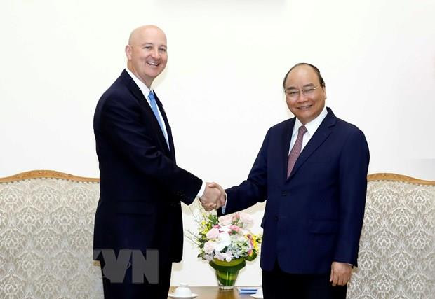 Primer ministro de Vietnam recibe a gobernador del estado de Nebraska ảnh 1 Primer ministro de Vietnam recibe a gobernador del estado de Nebraska ảnh 1