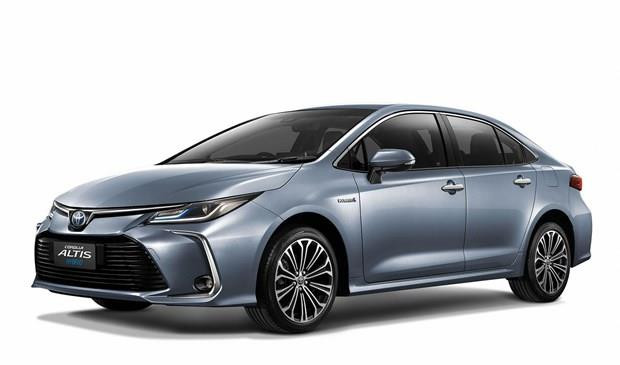 Presentan en Tailandia modelo de sedán híbrido Corolla Altis de Toyota ảnh 1