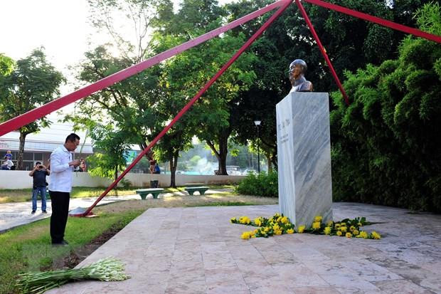 Vietnamitas en Cuba conmemoran 50 años de implementación de Testamento de Ho Chi Minh ảnh 1