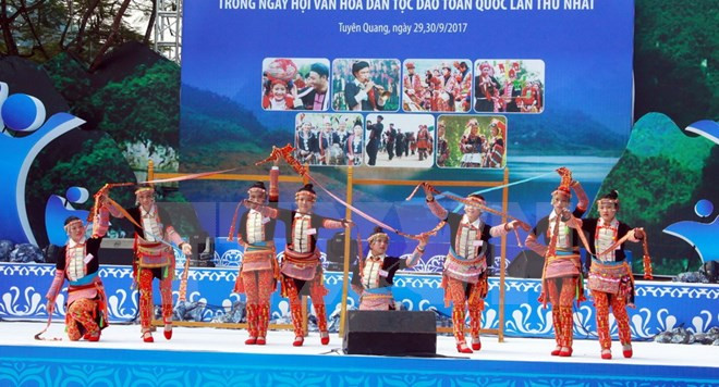 Vietnam promueve desarrollo de cultura de las minorías étnicas ảnh 1 Vietnam promueve desarrollo de cultura de las minorías étnicas ảnh 1