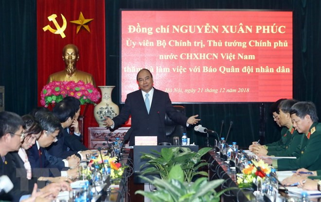 Premier de Vietnam resalta contribución del periódico Ejército Popular a lucha contra corrupción ảnh 1 Premier de Vietnam resalta contribución del periódico Ejército Popular a lucha contra corrupción ảnh 1