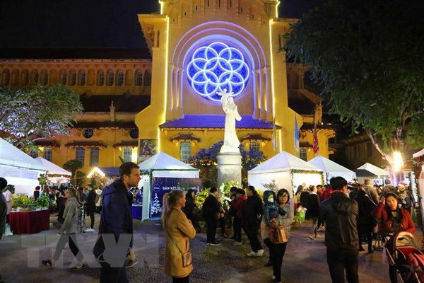 Vietnam celebra la Navidad con diversas actividades culturales y artísticas ảnh 1 Vietnam celebra la Navidad con diversas actividades culturales y artísticas ảnh 1