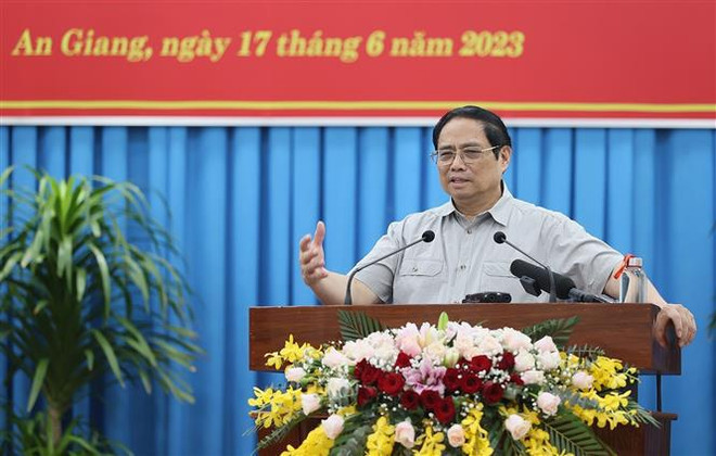Premier pide a An Giang desarrollar infraestructura para comercio transfronterizo ảnh 1 Premier pide a An Giang desarrollar infraestructura para comercio transfronterizo ảnh 1