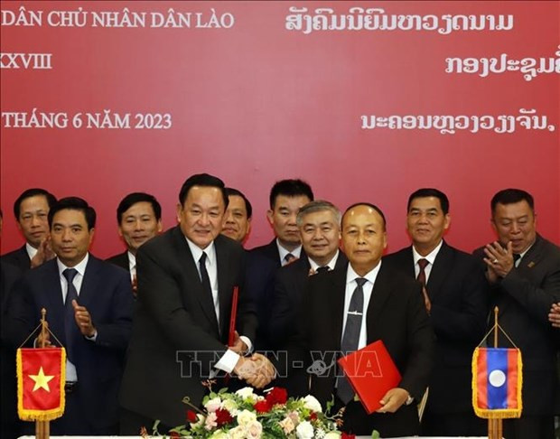 Vietnam y Laos revisan búsqueda de restos de soldados voluntarios y expertos vietnamitas ảnh 1 Vietnam y Laos revisan búsqueda de restos de soldados voluntarios y expertos vietnamitas ảnh 1